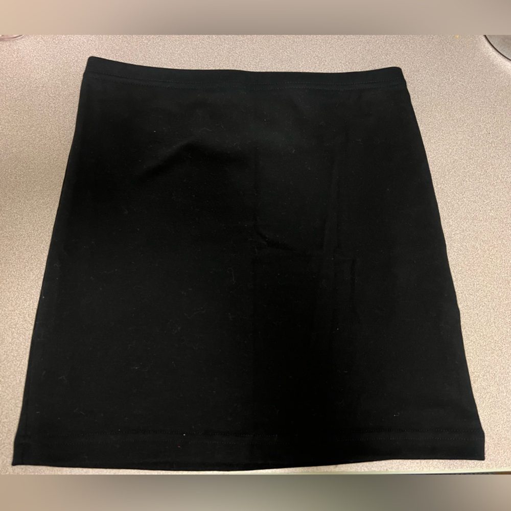 BLACK MINI SKIRT